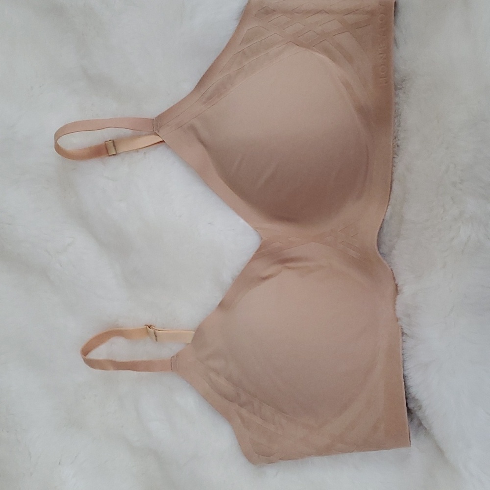 Honeylove Silhouette wireless bra...LIKE NEW